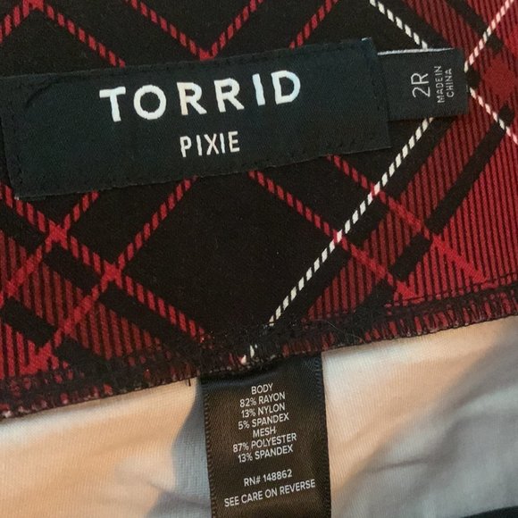Premium Ponte stretch pull-on pixie red plaid pant, size XL (2R) like new.Torrid - Picture 4 of 4